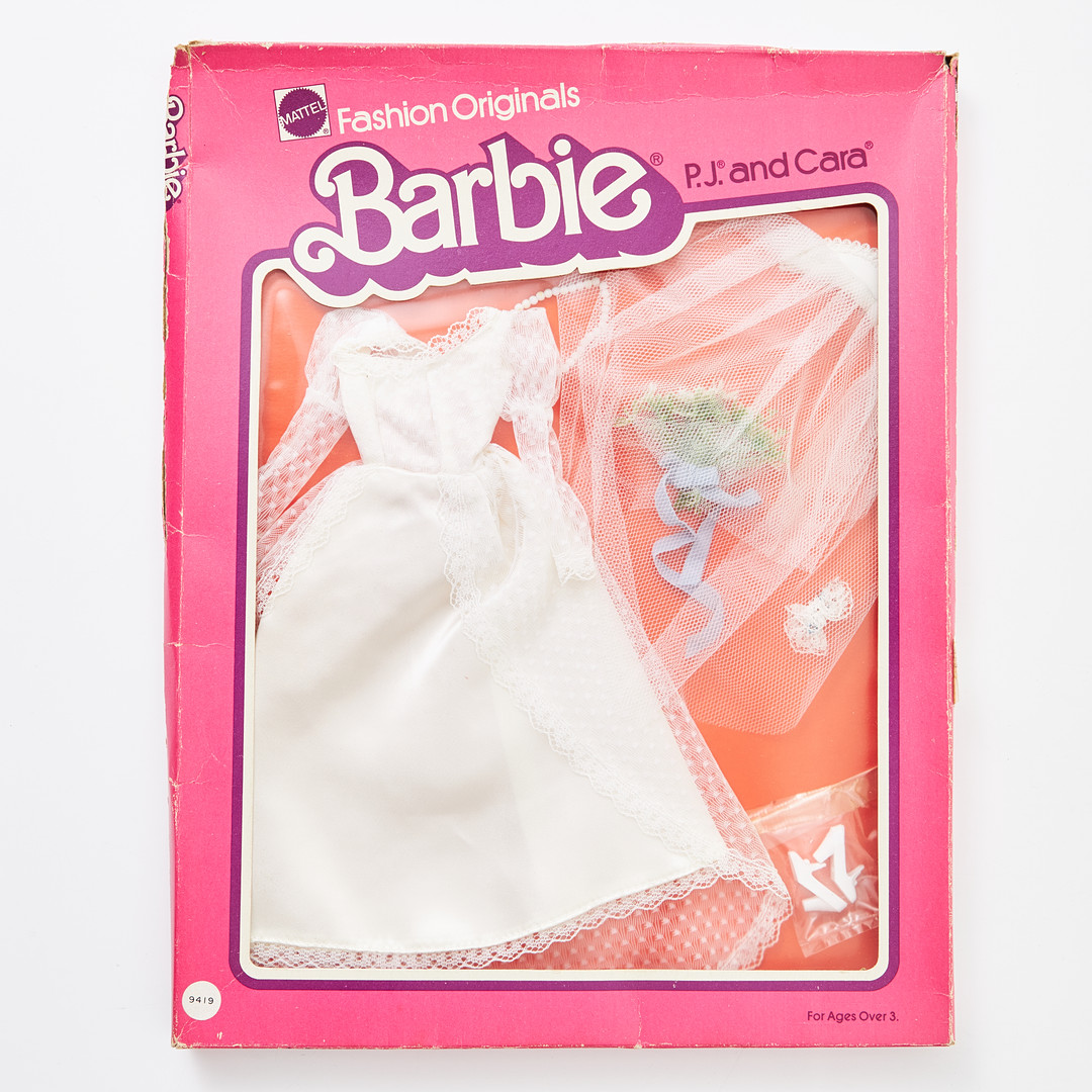BARBIE AND HER FRIENDS, Outfits, (2), #9414 Bride, Department Store Specials, #9664 Mix n´Match Sears Exclusive Gift Set, (1976), Mattel.