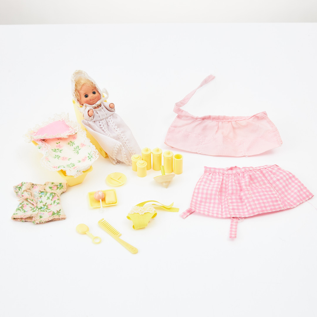 BARBIE AND HER FRIENDS, BBF+GUAG, Outfits, (5), #7839, #7840, Brocade Satin Party, #7841, Party Separates, #7843, Party Dress, #7882 Baby Sits, Sears, (1974-1976), Mattel.