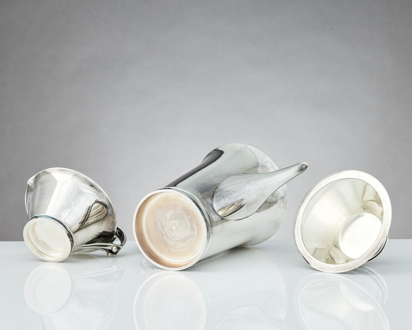 HARALD NIELSEN. Kaffeservis, tre delar, sterlingsilver, Georg Jensen, Danmark 1915-1933. Design nr 600 A.