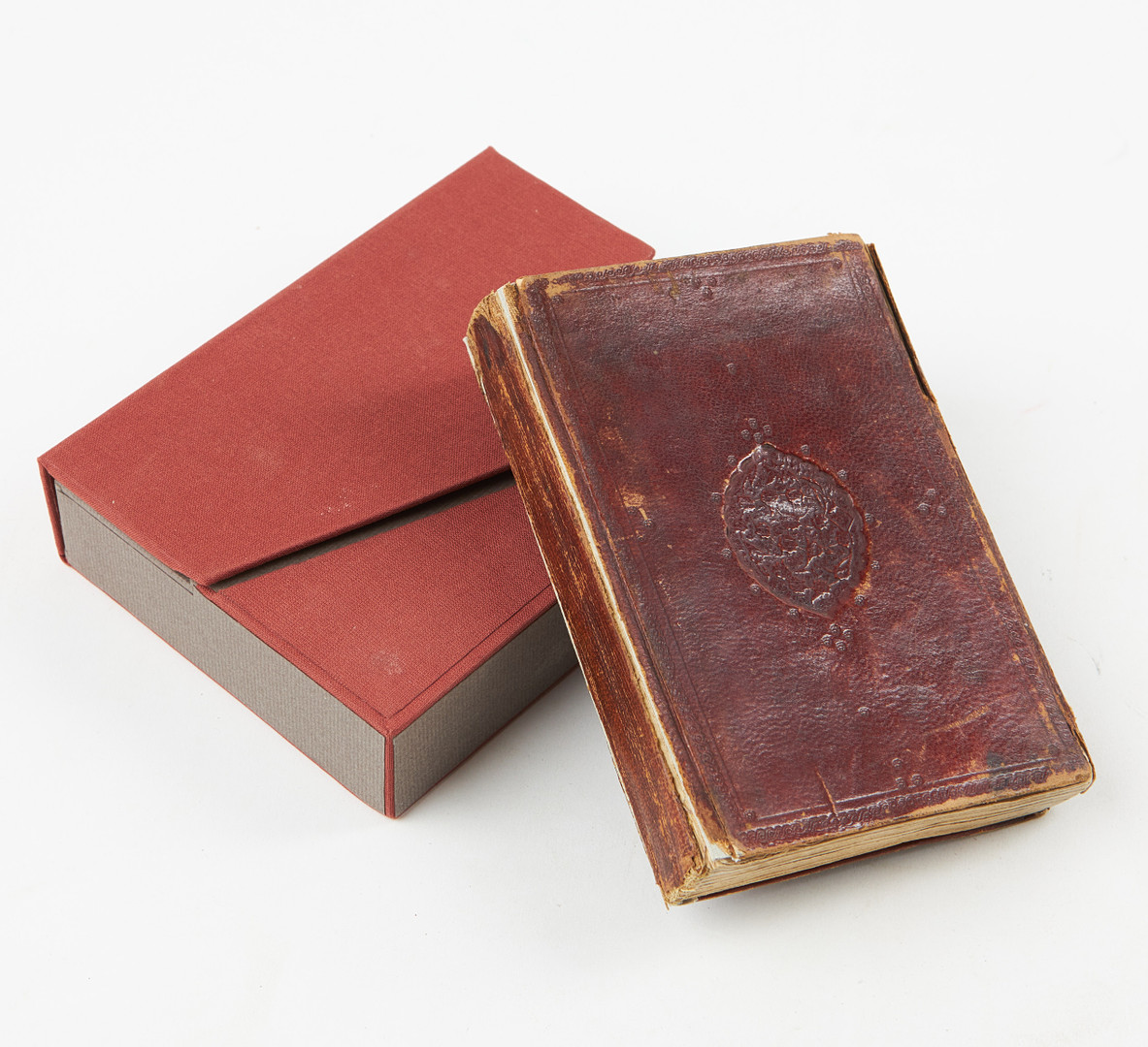 QUR'AN, MANUSCRIPT, PROBALY LATE 18TH CENTURY, with illuminations.
