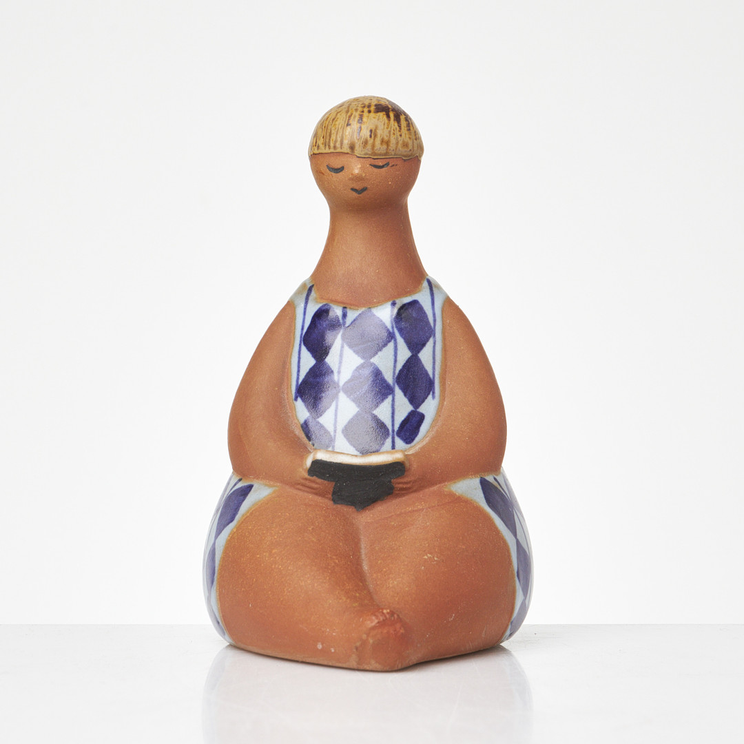 LISA LARSON. Figurin, “Amalia”, Gustavsberg, från serien ABC