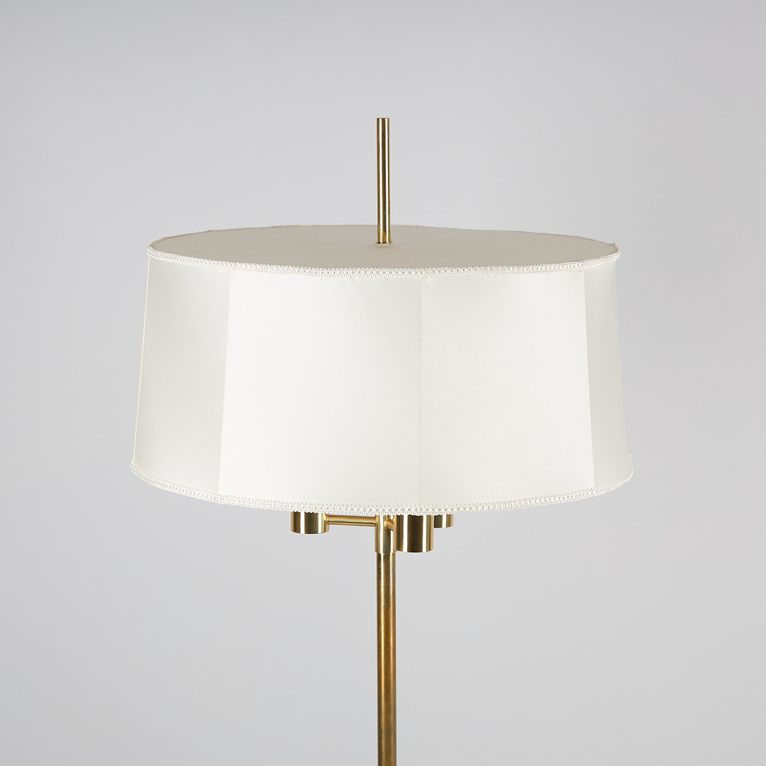 GOLVLAMPA, 1900-talets mitt. Sannolikt Dansk.