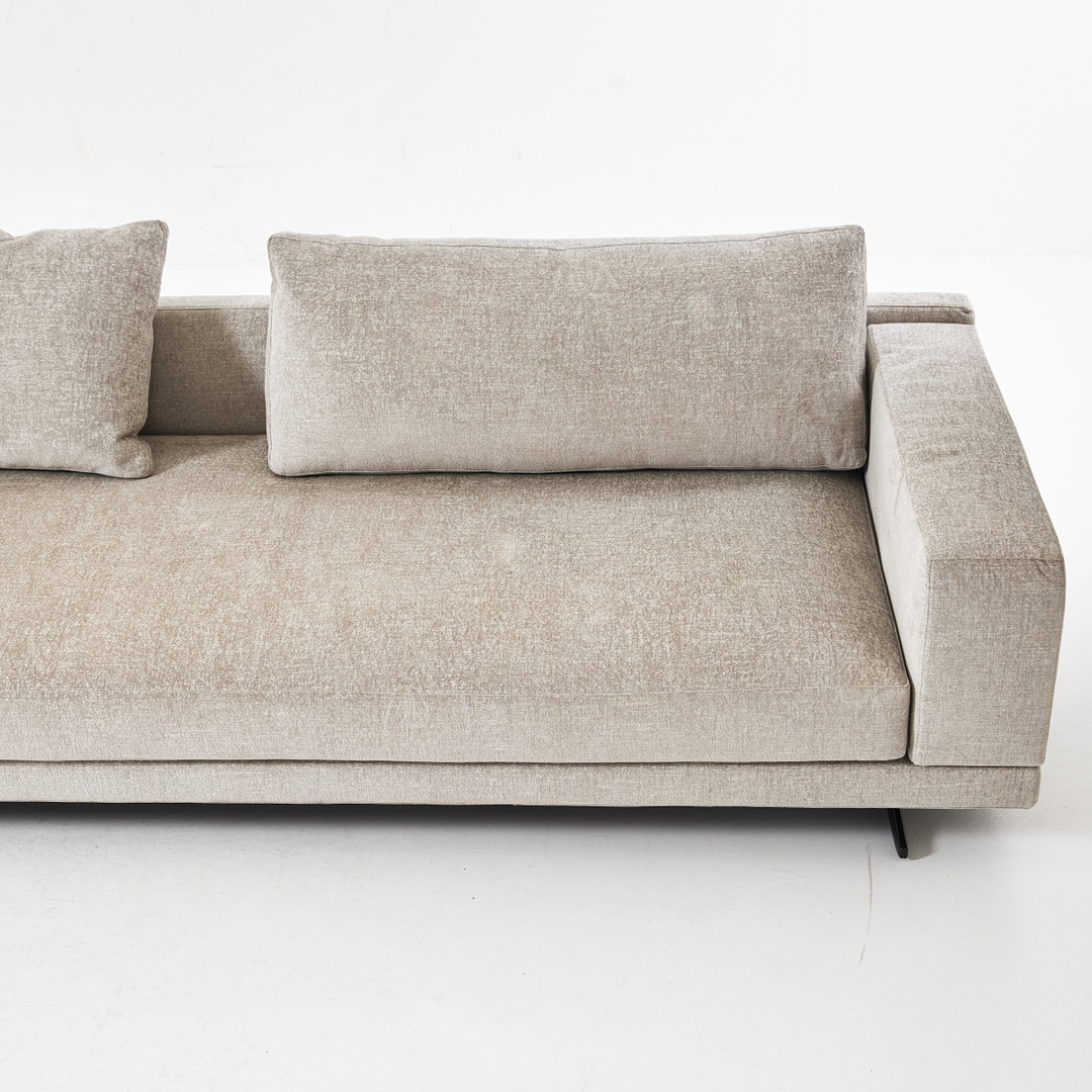JEAN-MARIE MASSAUD. ''Mondrian'', soffa, Poliform, grå textilklädsel.