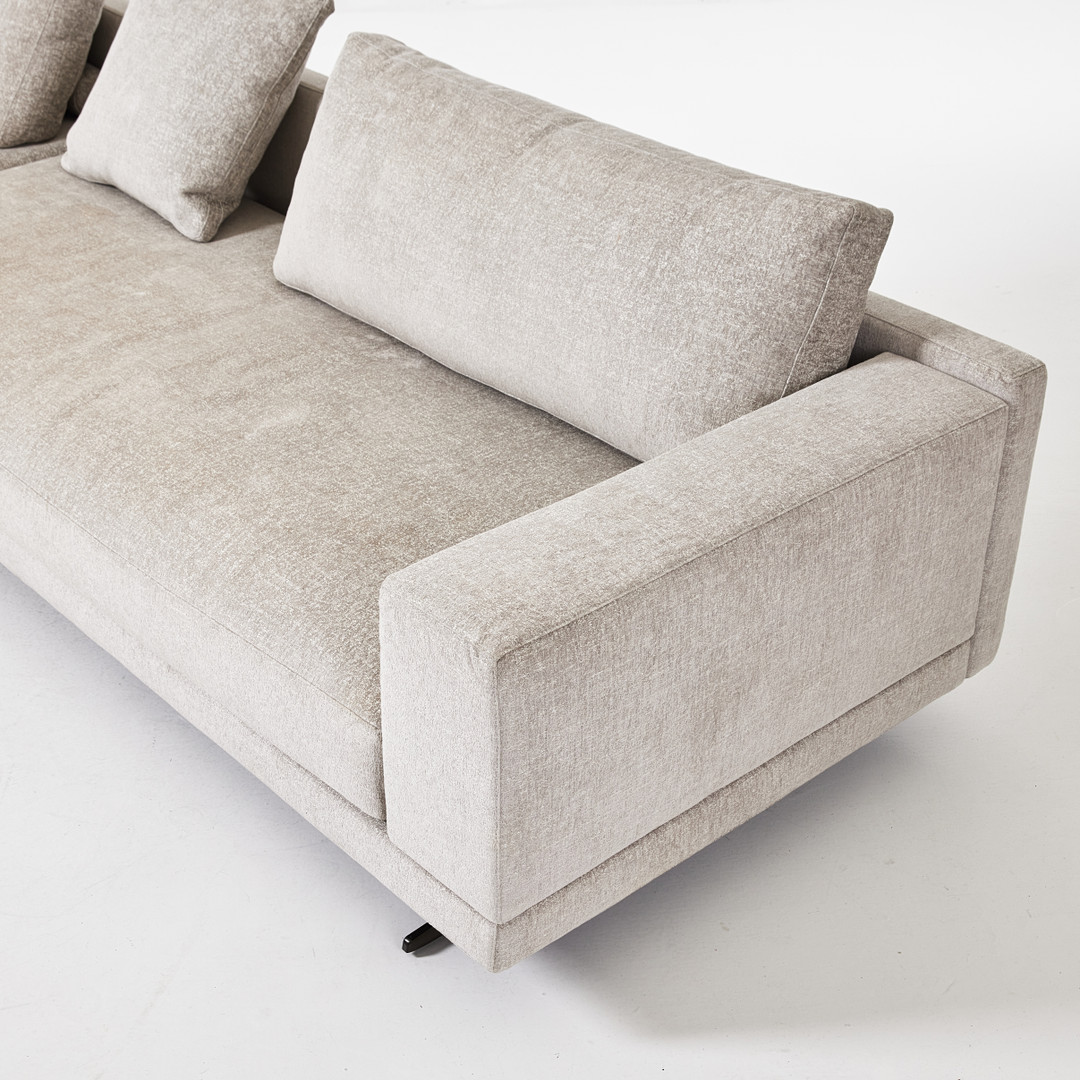 JEAN-MARIE MASSAUD. ''Mondrian'', soffa, Poliform, grå textilklädsel.