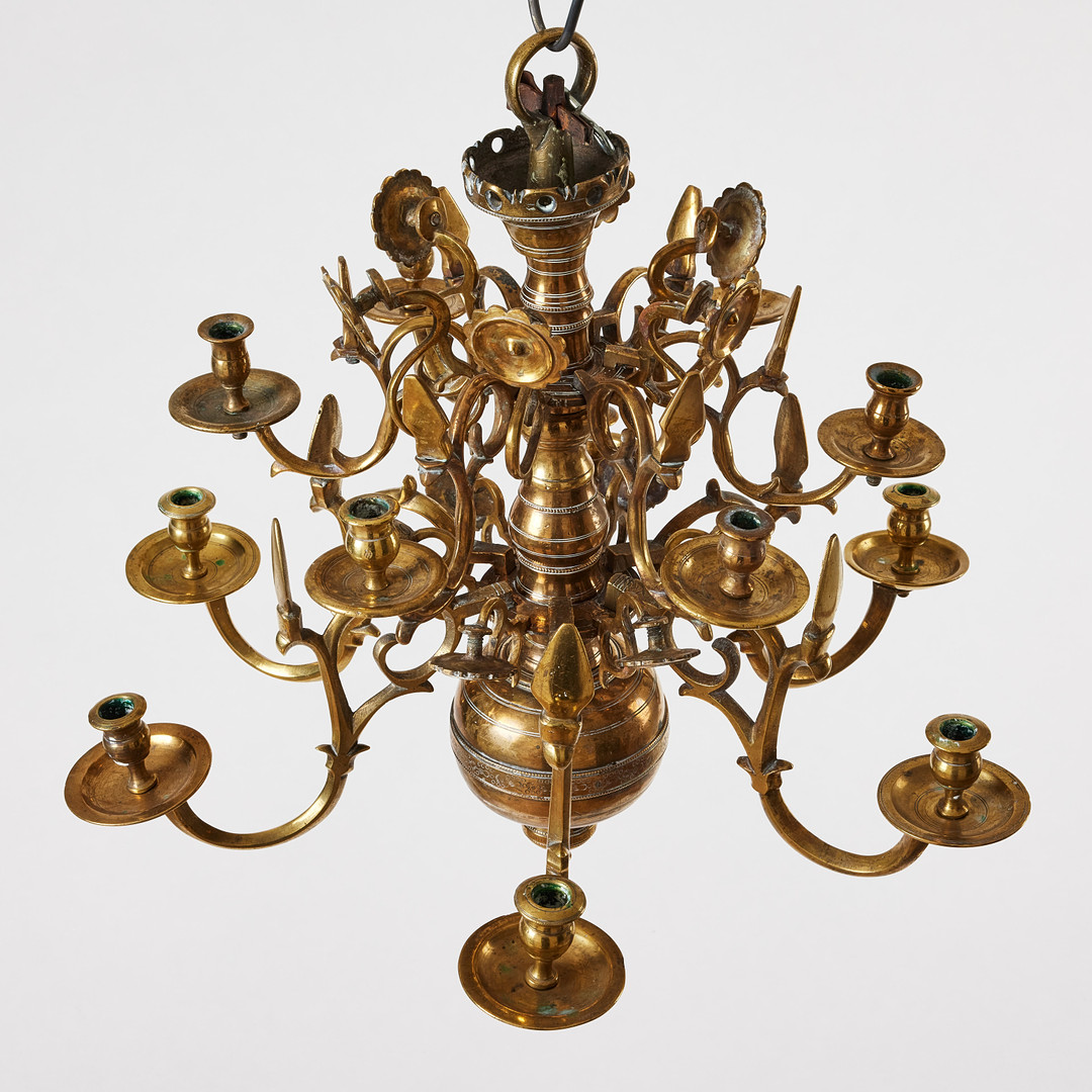 LJUSKRONA, Preussen/Östeuropa omkring 1800, barockmodell, för 12 ljus, gjuten mässing.