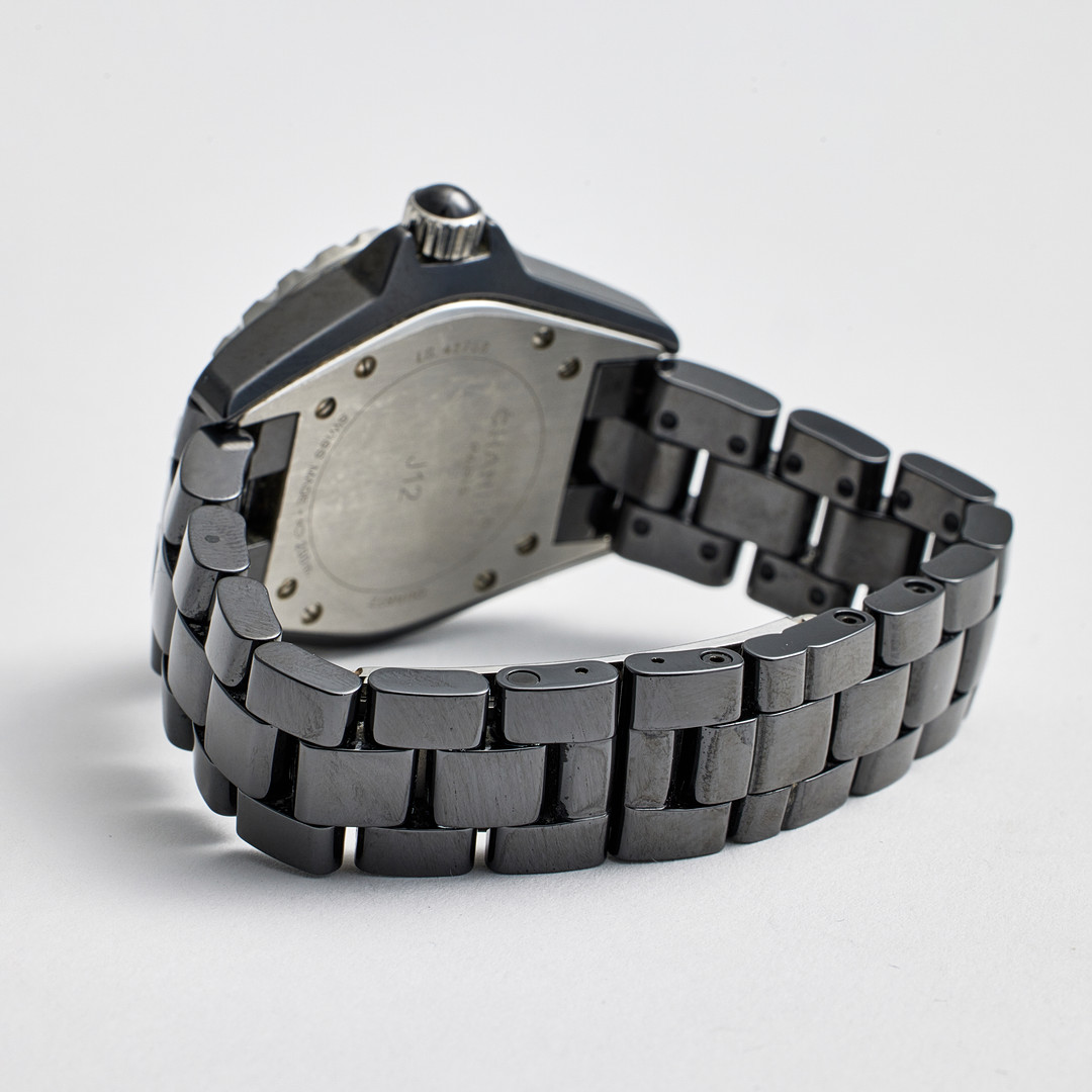 CHANEL, women's wristwatch, J 12, ceramic.
