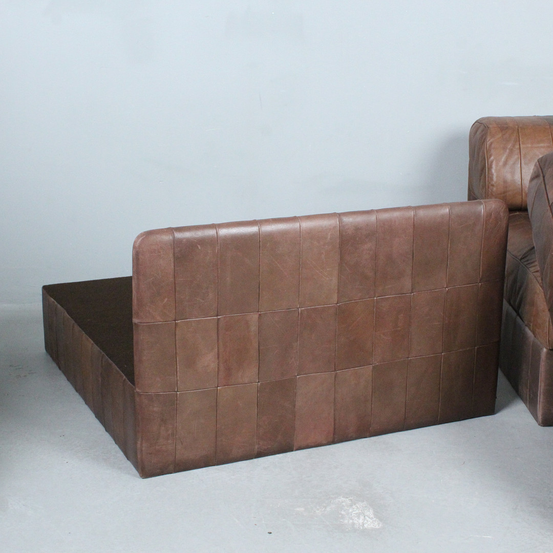 De Sede. Modulsofa / zwei Sitzelemente, 'DS-88', Leder, Schweiz, 1970er Jahre.
