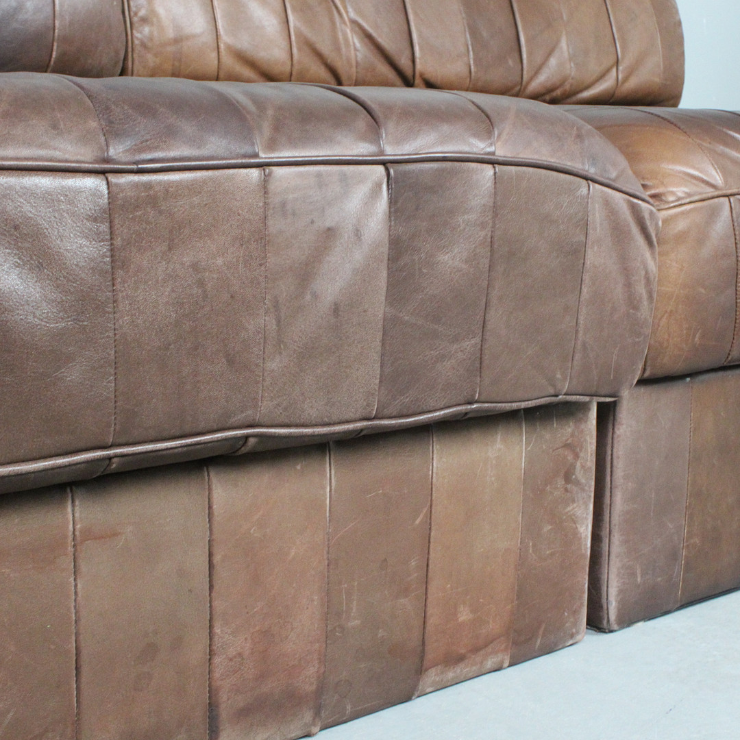 De Sede. Modulsofa / zwei Sitzelemente, 'DS-88', Leder, Schweiz, 1970er Jahre.