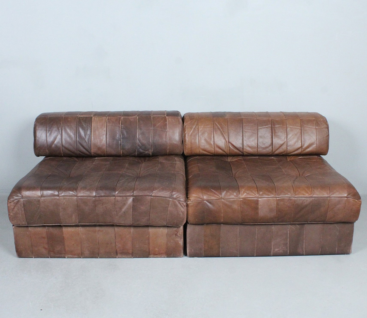 De Sede. Modulsofa / zwei Sitzelemente, 'DS-88', Leder, Schweiz, 1970er Jahre.