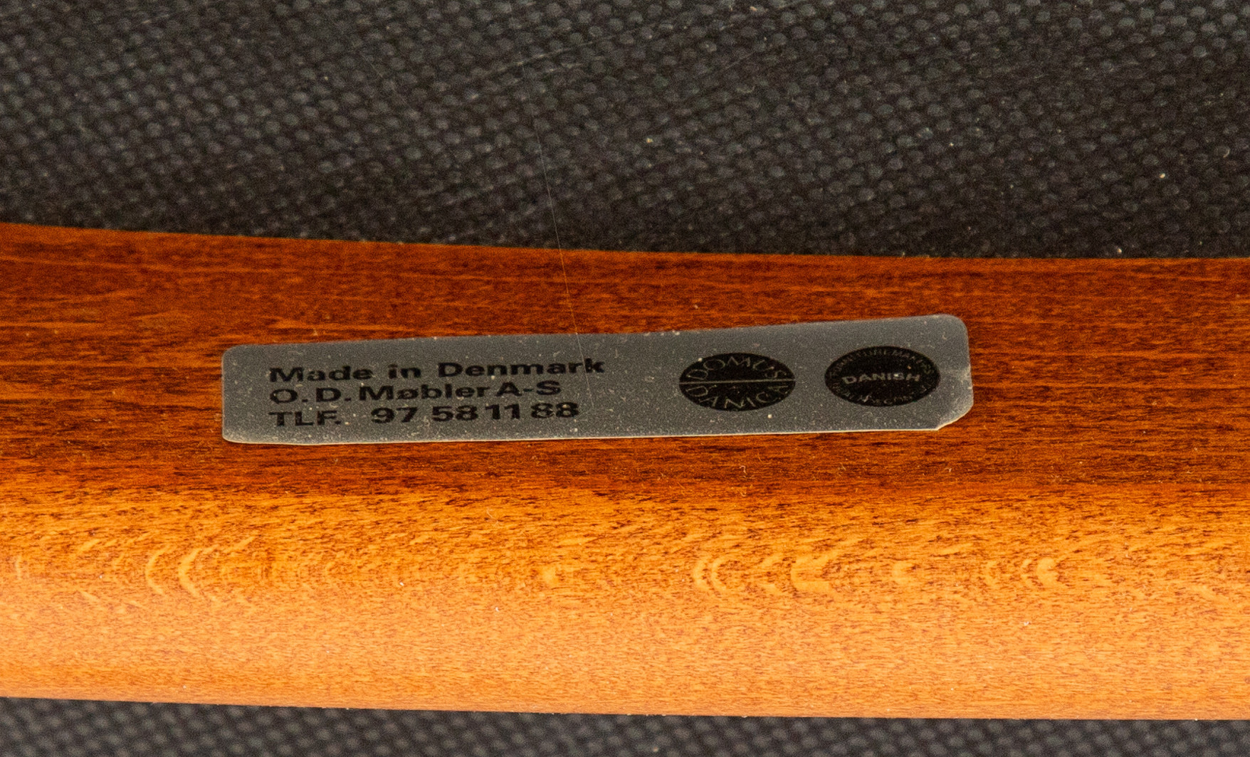 ERIK BUCH. O. D. Møbler, 5 Stühle (5).