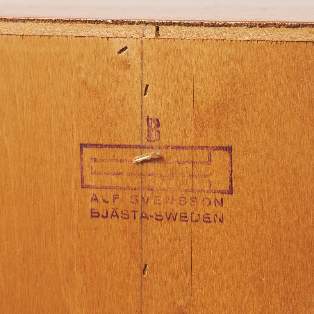 ALF SVENSSON. Sideboard, 1-par, Bjästa Snickerifabrik, 1950-60-tal. Teak, pardörrar med rotting.