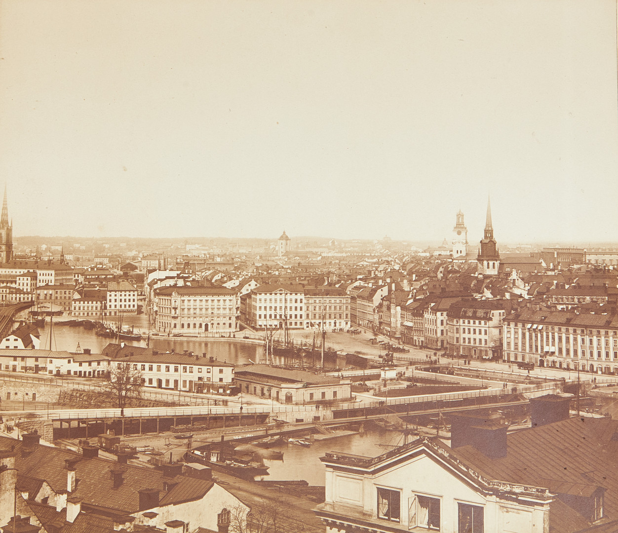 STOCKHOLM FRÅN MOSEBACKE, PANORAMAFOTOGRAFI, ca 1876.