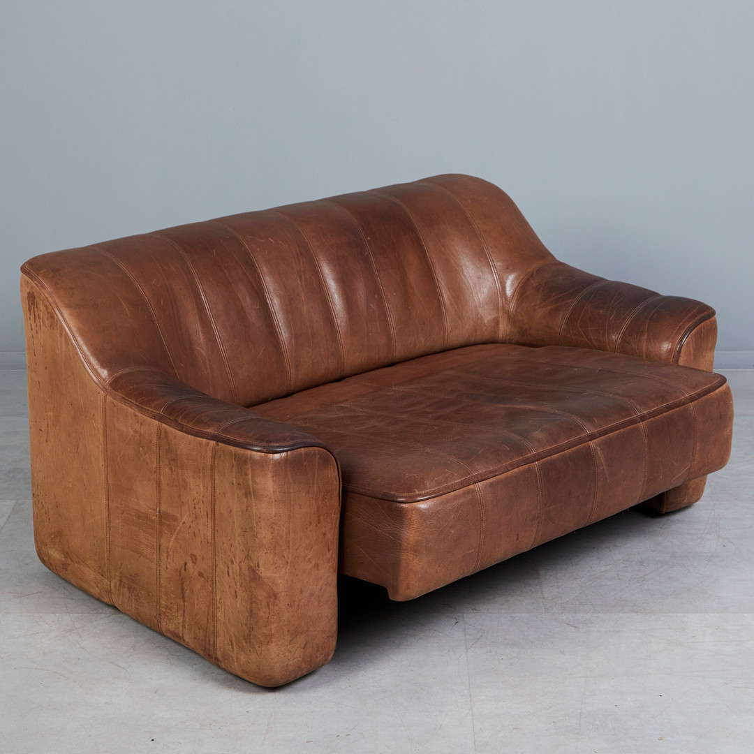 De Sede, Sofa / Couch, Modell 'DS 44', Büffelleder, 1970er Jahre, Schweiz.