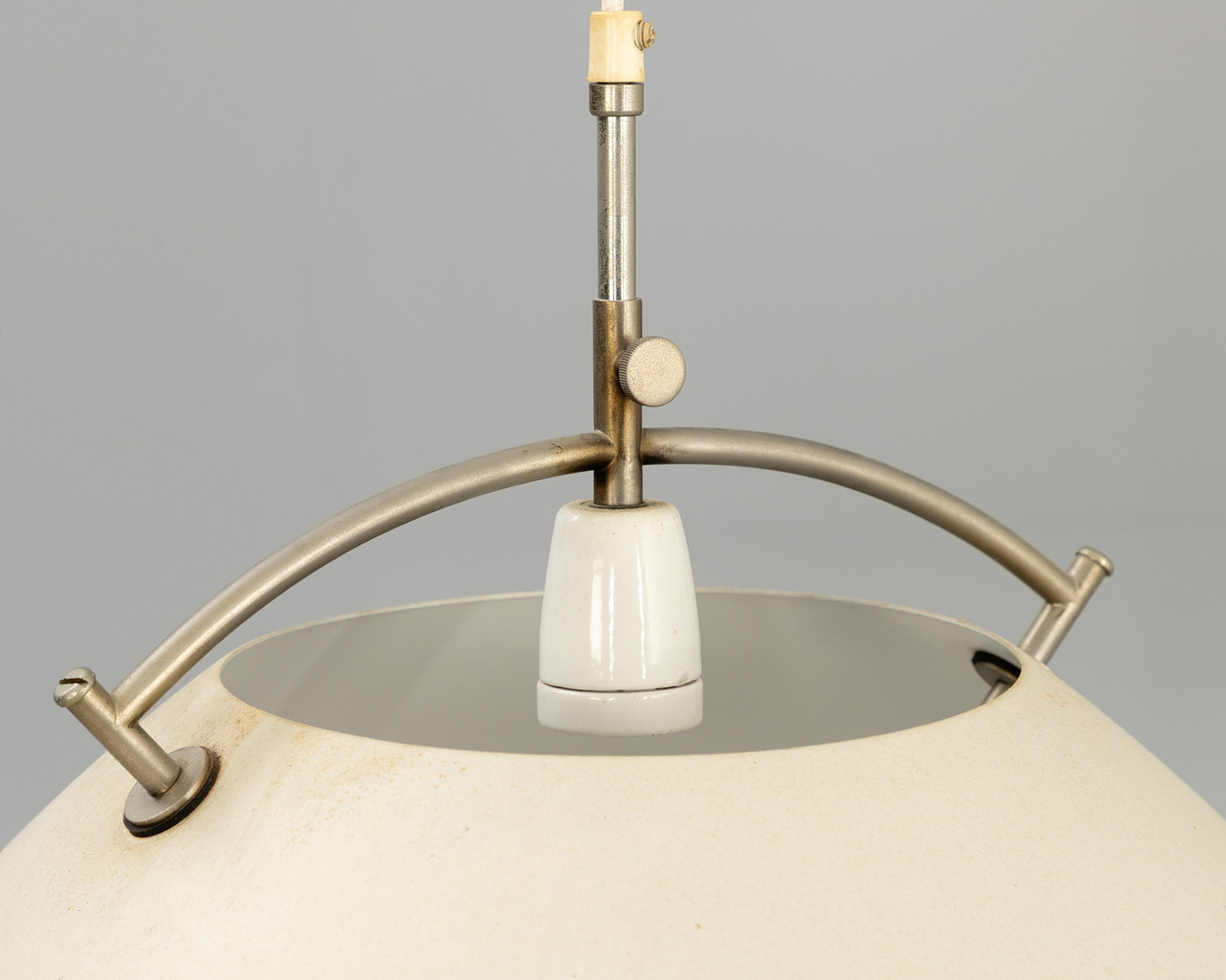 HANS J. WEGNER. Louis Poulsen. Metall Pendelleuchte 