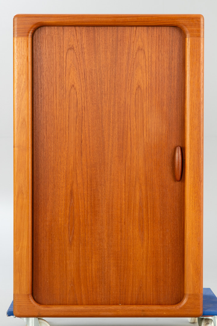 Dyrlund. Schrank in Teak, Dänemark, 2. Hälfte 20.Jh.