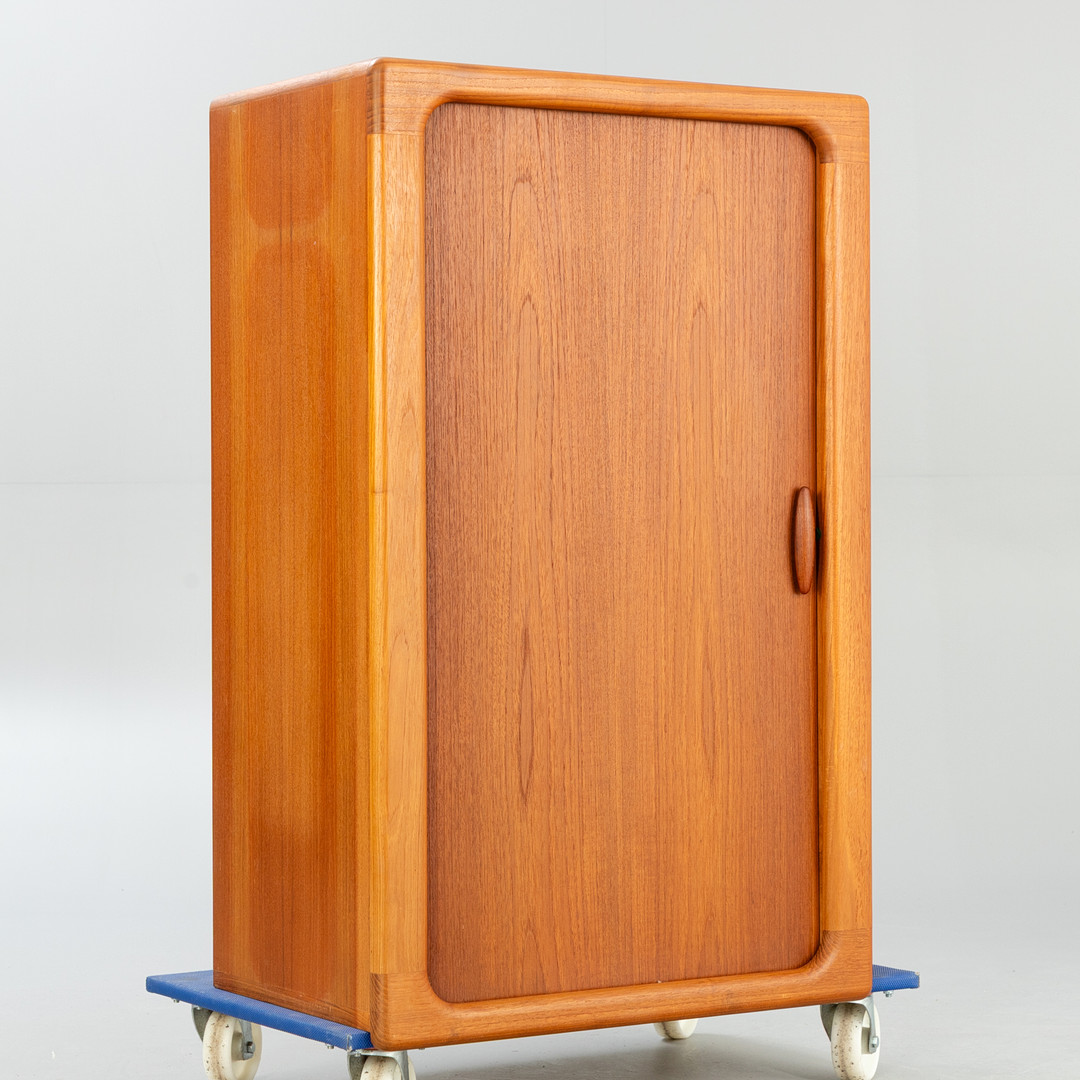 Dyrlund. Schrank in Teak, Dänemark, 2. Hälfte 20.Jh.
