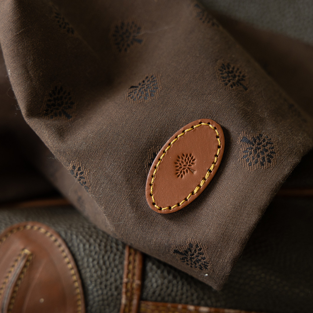 MULBERRY, Golfbag med Spalding golfklubbor.