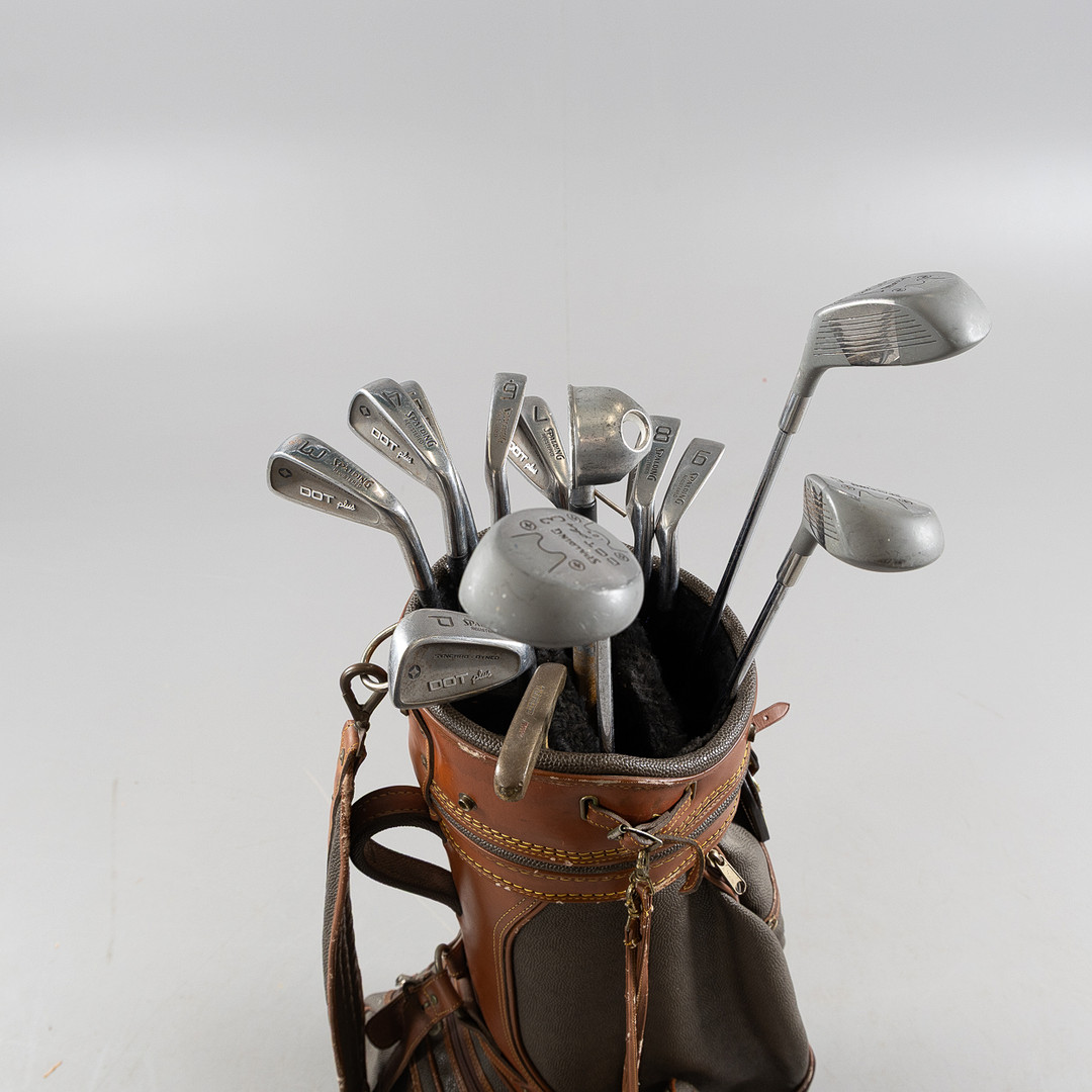MULBERRY, Golfbag med Spalding golfklubbor.
