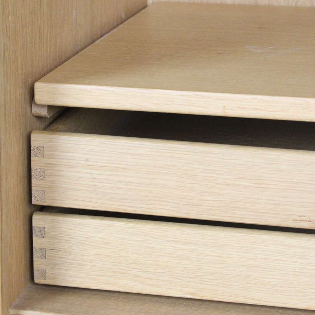 GUNNAR MYRSTRAND. Källemo. Highboard aus Eiche, Schweden, 1960er Jahre.