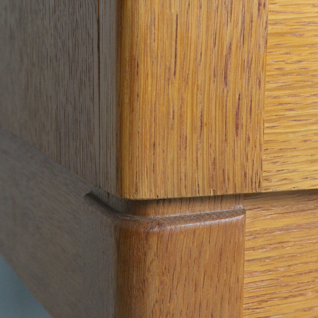 GUNNAR MYRSTRAND. Källemo. Highboard aus Eiche, Schweden, 1960er Jahre.
