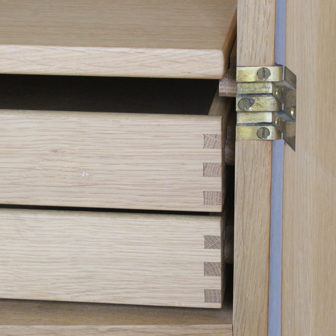 GUNNAR MYRSTRAND. Källemo. Highboard aus Eiche, Schweden, 1960er Jahre.