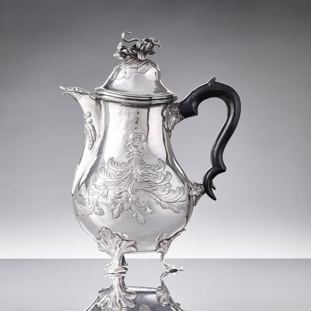 CARL GUSTAF AHLELUNDH. Kaffekanna, silver, Kalmar 1787. Rokoko.