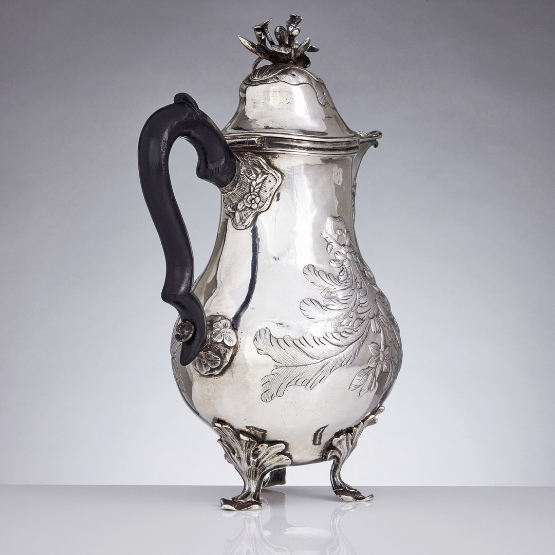 CARL GUSTAF AHLELUNDH. Kaffekanna, silver, Kalmar 1787. Rokoko.