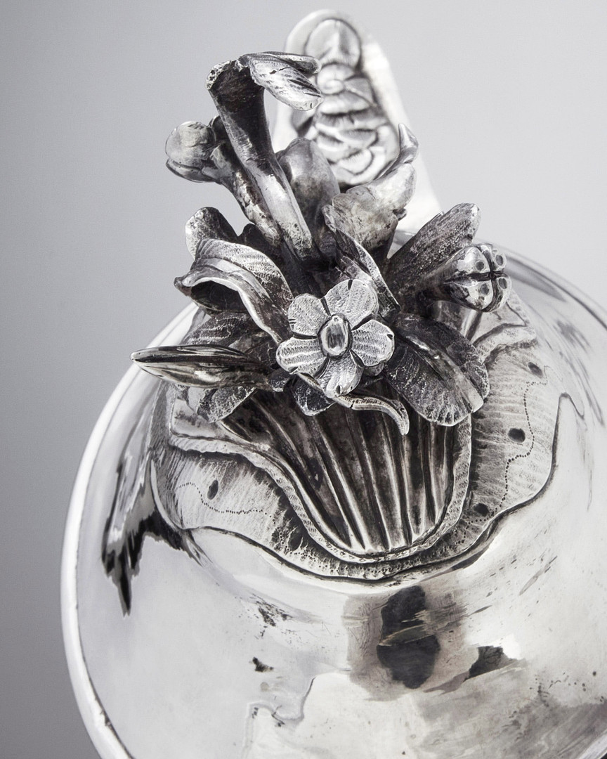 CARL GUSTAF AHLELUNDH. Kaffekanna, silver, Kalmar 1787. Rokoko.