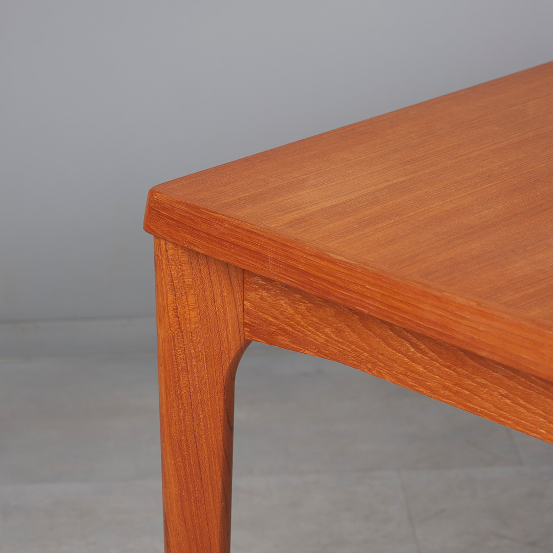 Henning Kjaernulf, Vejle Stole und Mobelfabrik, Esstisch / Tisch, Teak, 1960er Jahre, Dänemark.