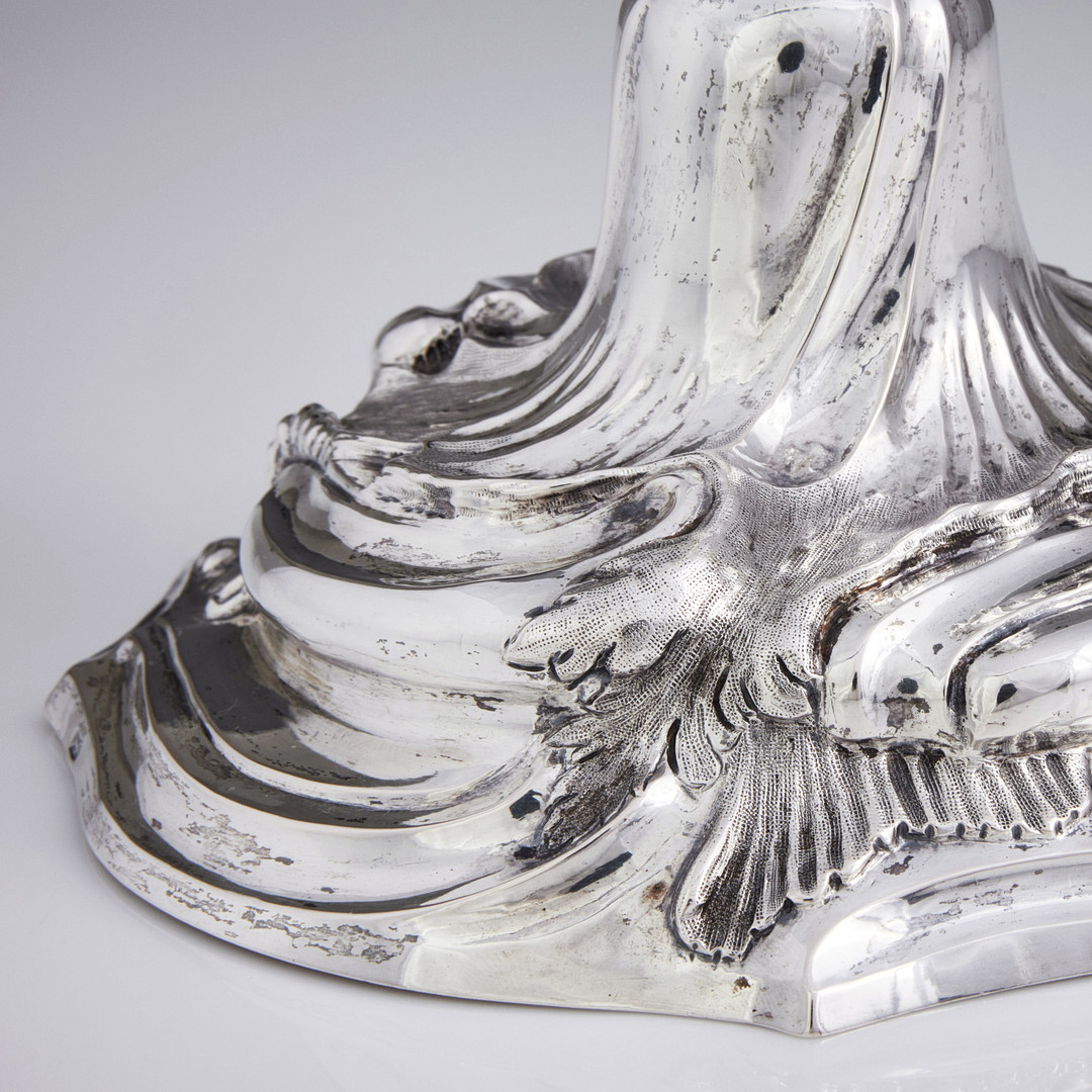 LJUSSTAKAR, ett par, silver, ostämplade, Sverige 1760-tal. Rokoko.
