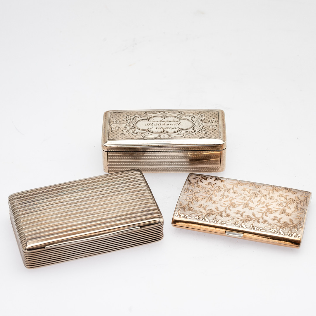 Sammlung von drei kleinen Deckeldosen, Kopenhagen, Österreich u.a. 19./Anfang 20. Jh. (3).