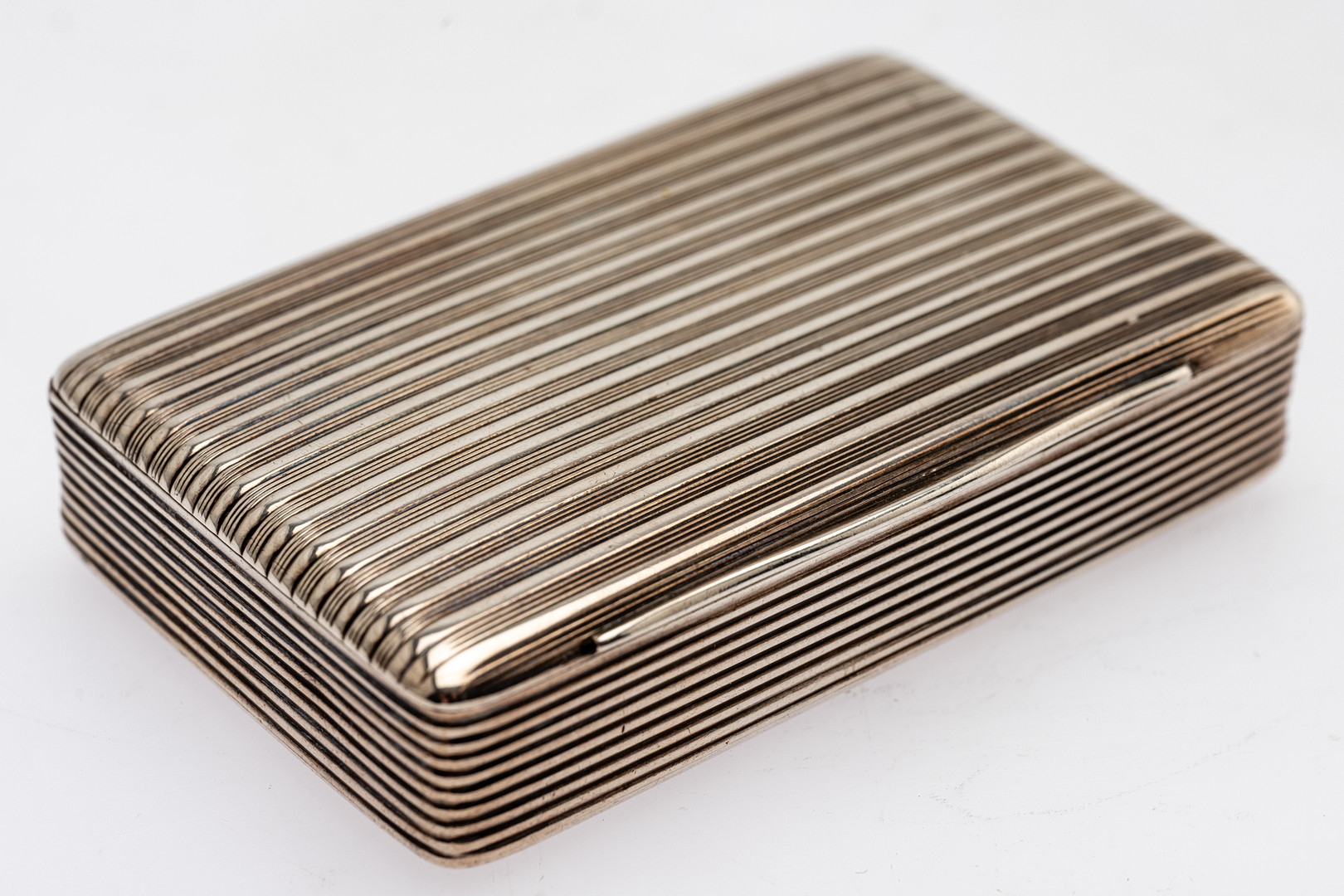 Sammlung von drei kleinen Deckeldosen, Kopenhagen, Österreich u.a. 19./Anfang 20. Jh. (3).