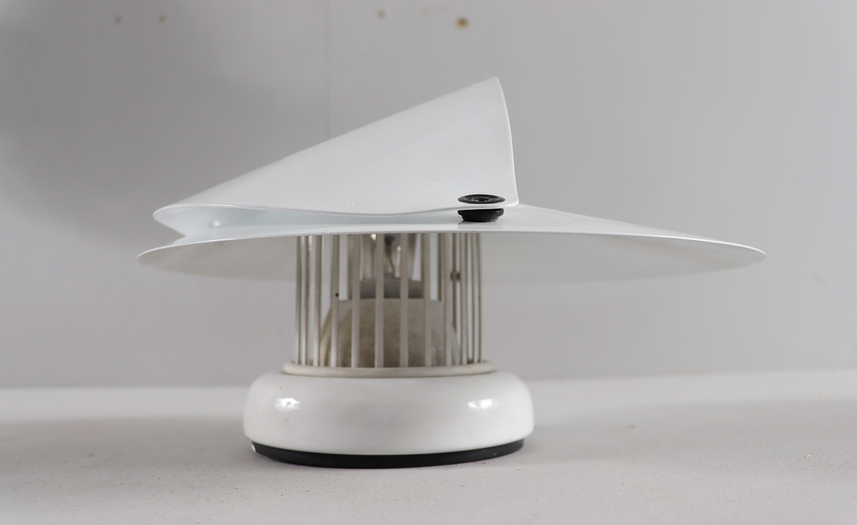 ACHILLE CASTIGLIONI. Wandlampe/Wandleuchte von Achille Castiglioni für Flos, Modell: 'Giovi', Italien, 1980er Jahre.