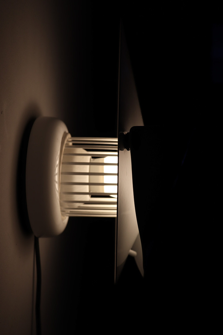 ACHILLE CASTIGLIONI. Wandlampe/Wandleuchte von Achille Castiglioni für Flos, Modell: 'Giovi', Italien, 1980er Jahre.