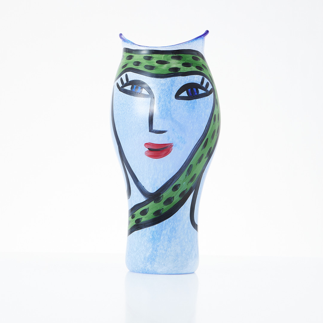 ULRICA HYDMAN-VALLIEN. VAS,