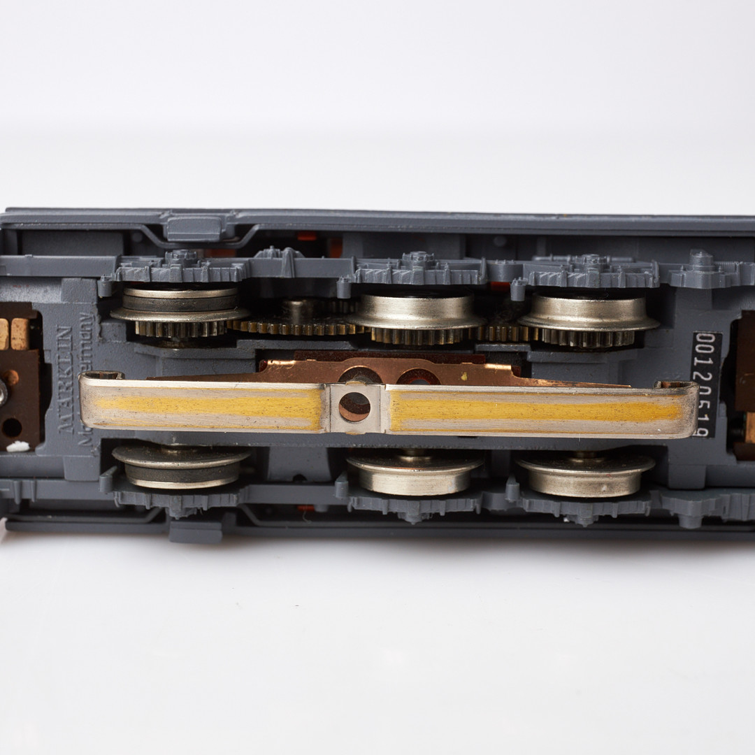 MÄRKLIN. Tågsats, nr. 2839, SJ V5 175 lok, godsvagns/ tankvagn BP flygbensin, containervagn: SAS Cargo samt kylvagn: SAS service partner, i originalförpackning.