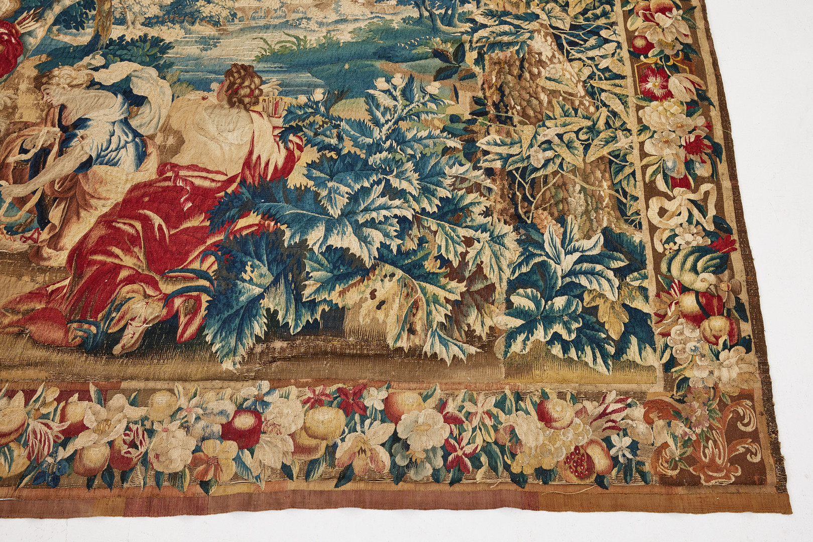 VÄVD TAPET, Flandern, Bryssel, omkring 1700, landskap med jaktgudinnan Diana och hennes följe.