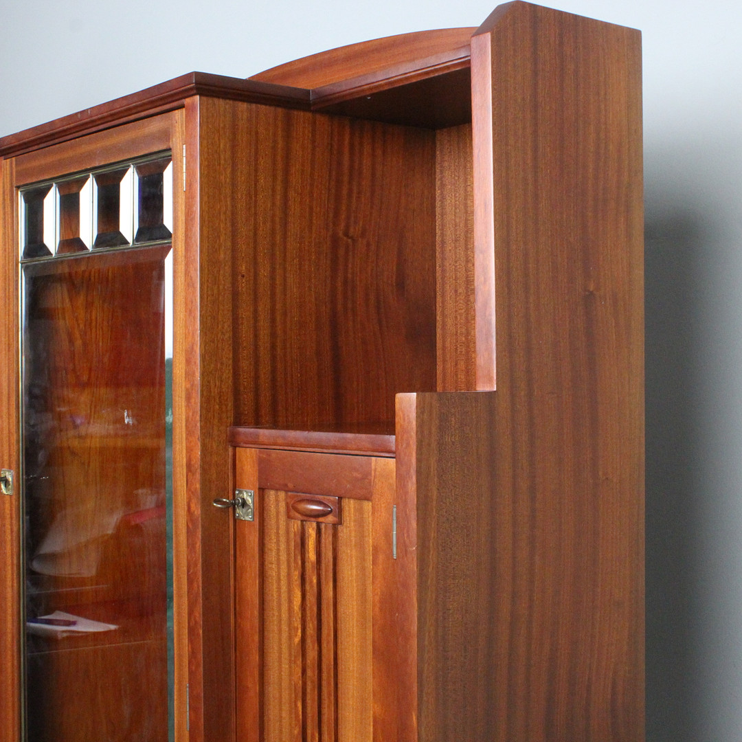 Schrank / Vitrine, Stilmöbel.
