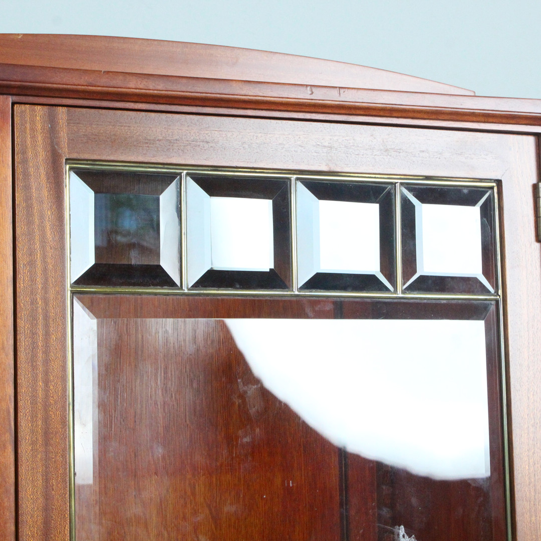Schrank / Vitrine, Stilmöbel.