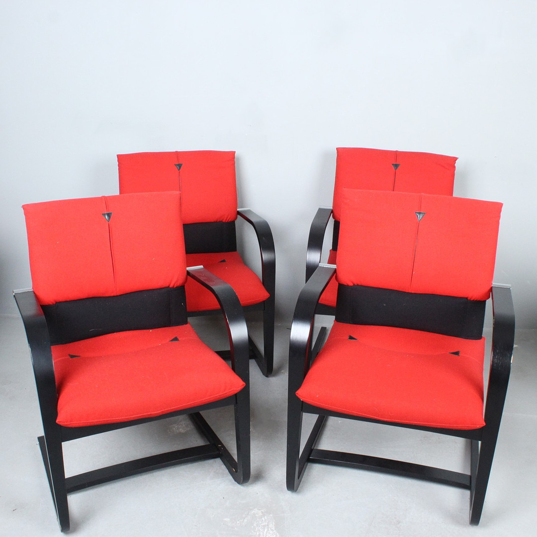 MARIO BELLINI. für Vitra, Vier Stühle, Modell '' Figura '' 1980er.