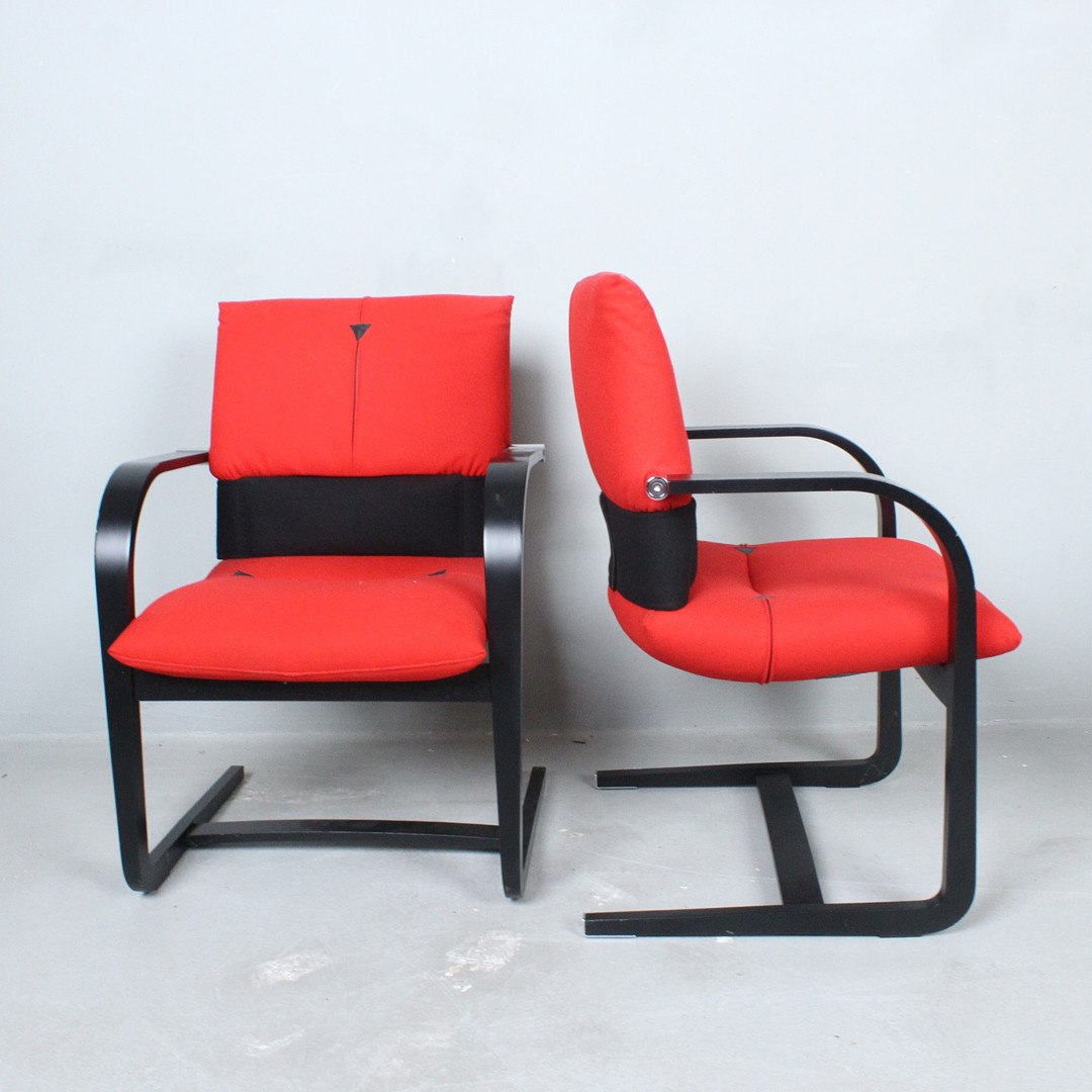 MARIO BELLINI. für Vitra, Vier Stühle, Modell '' Figura '' 1980er.