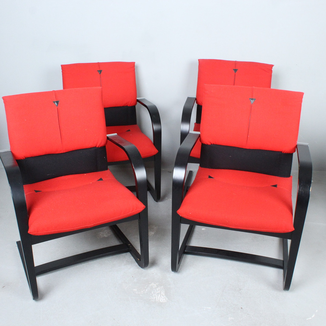 MARIO BELLINI. für Vitra, Vier Stühle, Modell '' Figura '' 1980er.