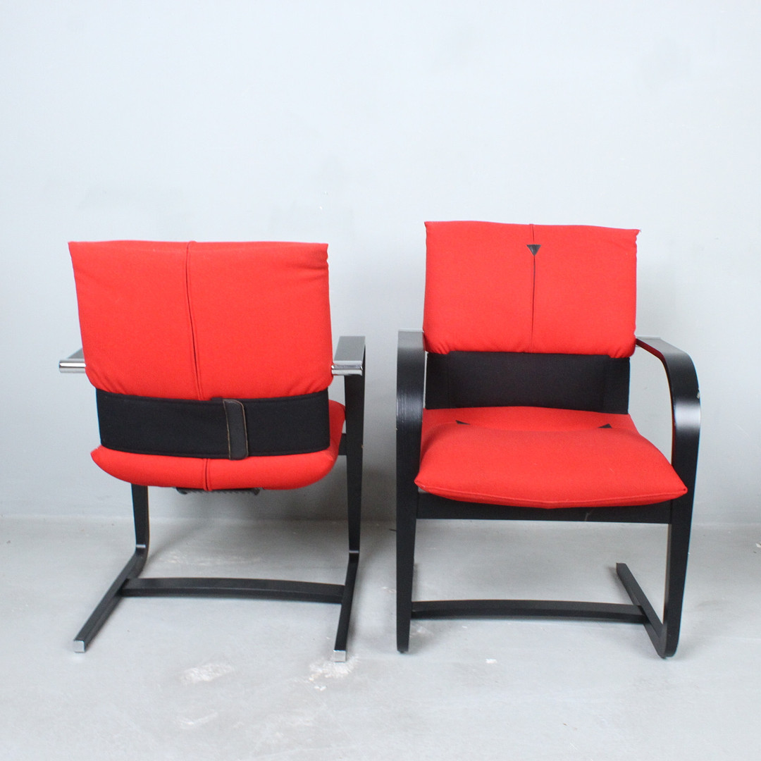MARIO BELLINI. für Vitra, Vier Stühle, Modell '' Figura '' 1980er.