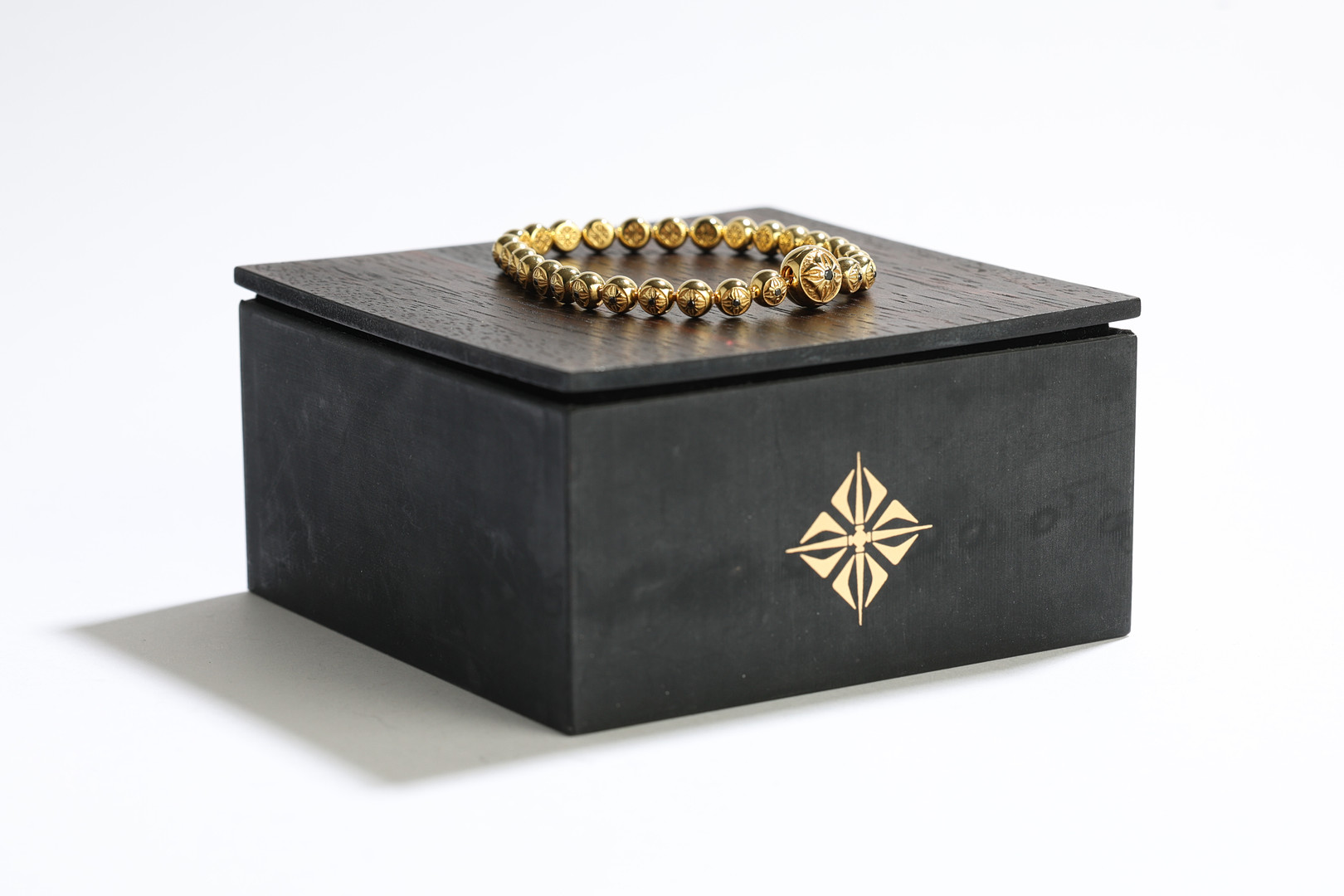 SHAMBALLA JEWELS, Tennis bracelet, 18K guld, svarta diamanter, 0.36 ct, med certifikat och ask.
