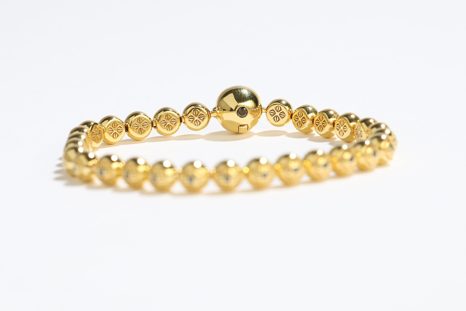 SHAMBALLA JEWELS, Tennis bracelet, 18K guld, svarta diamanter, 0.36 ct, med certifikat och ask.