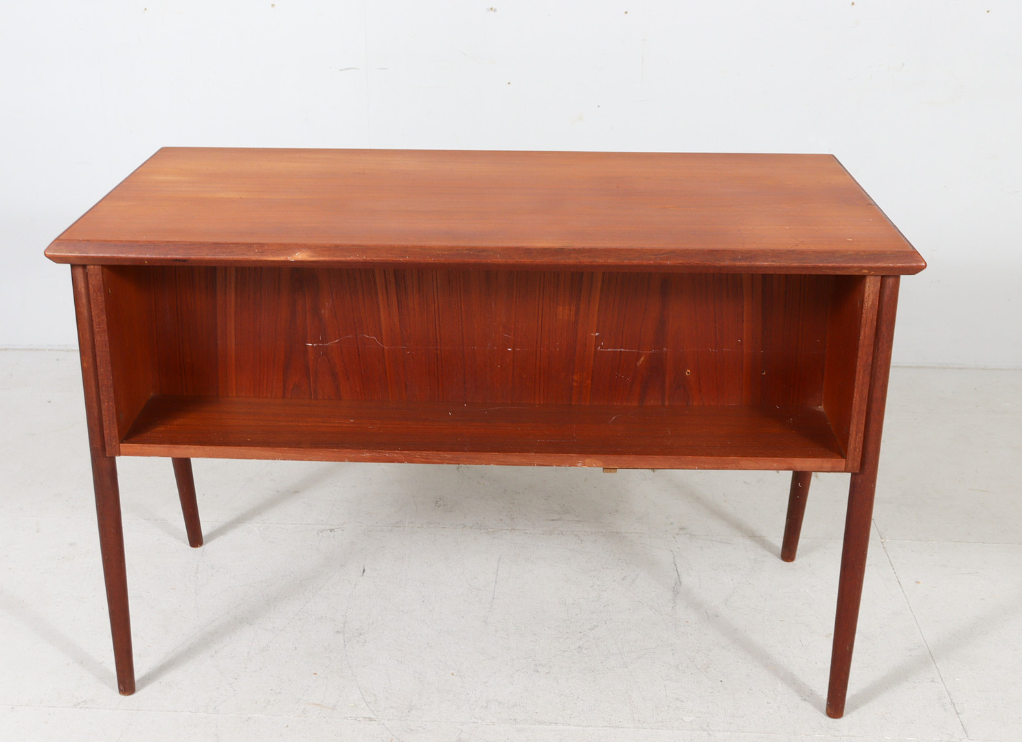 GUNNAR NIELSEN. Schreibtisch/Lady Desk von Gunnar Nielsen für Tibergaard, Dänemark, 1950er Jahre.