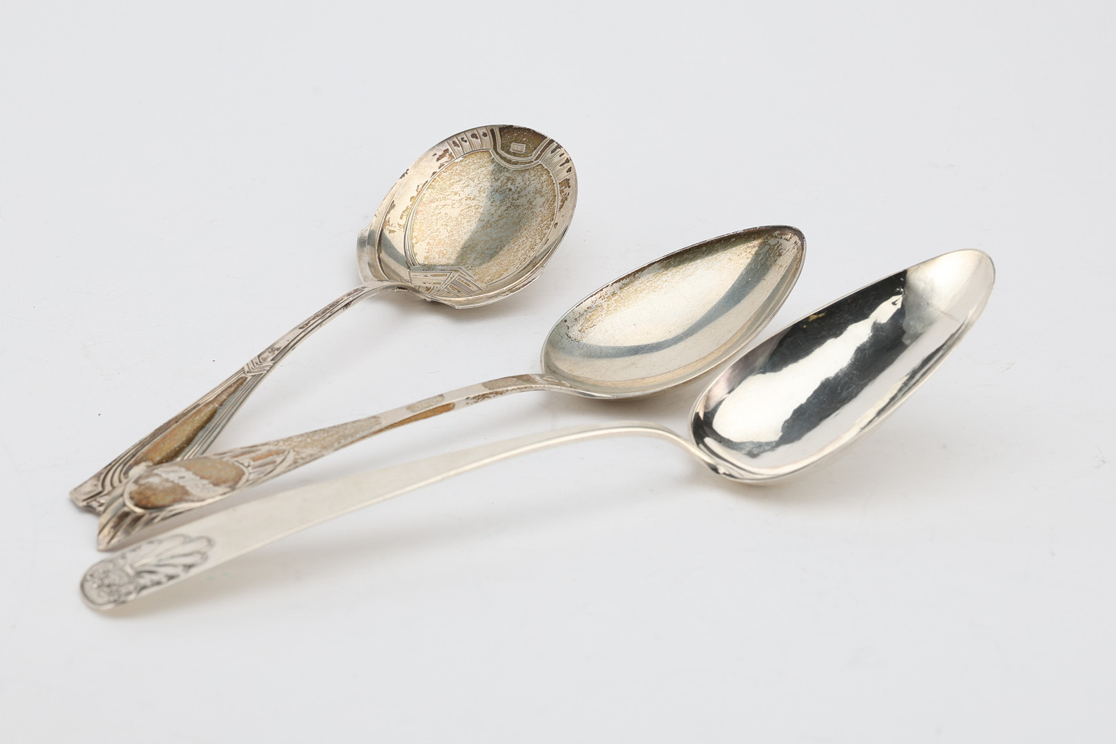 RAGUSKEDAR 2 st och POTATISKSKED, silver, 1800-/1900-tal, Sverige, Danmark.