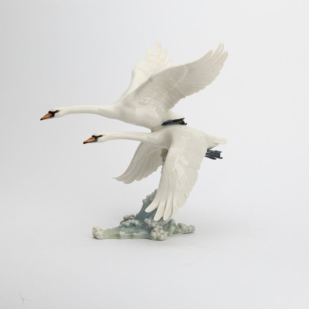 HANS ACHTZIGER. Figurin, Hutschenreuther, Tyskland, 1900-tal, porslin.
