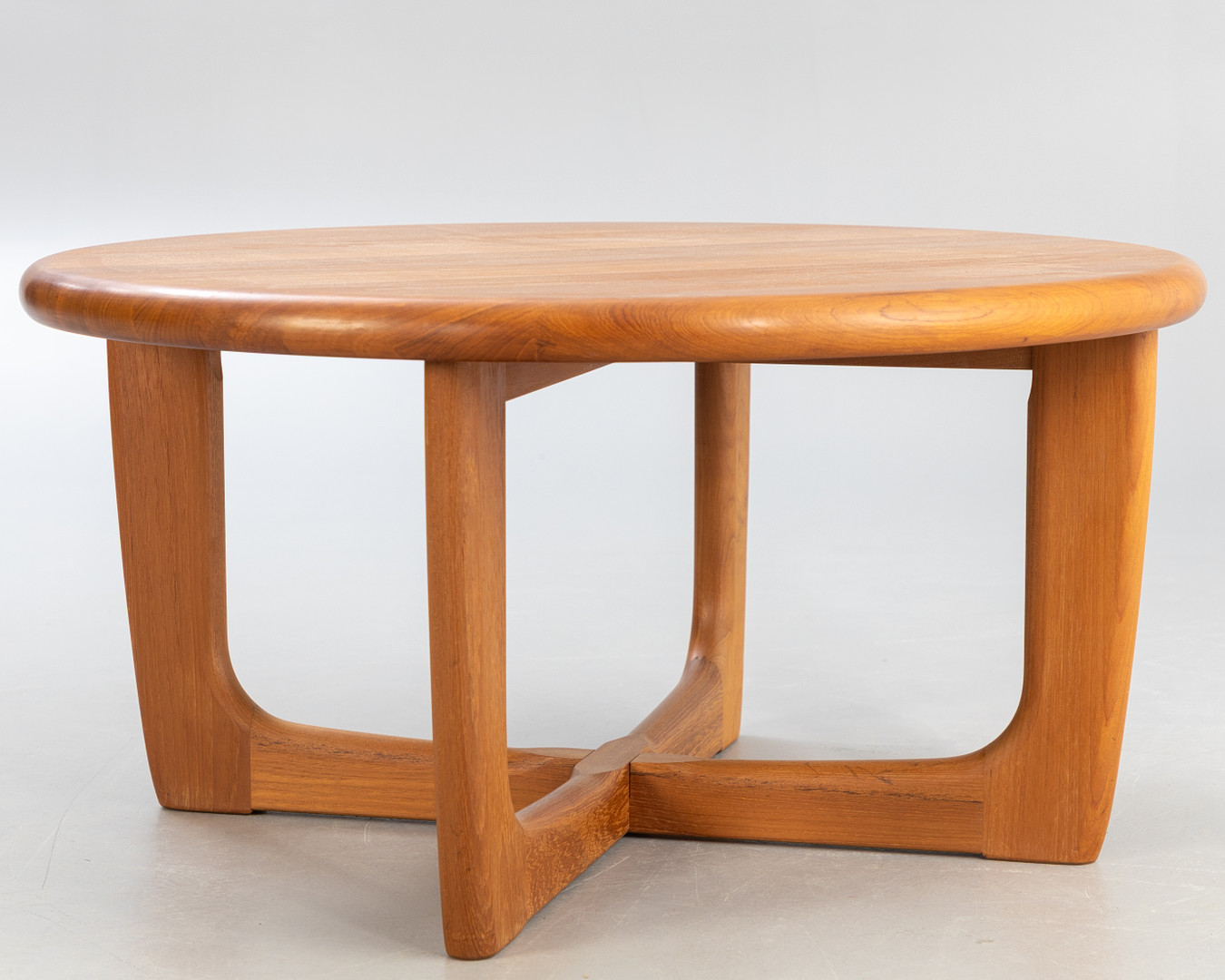 Niels Bach, Couchtisch in Teak, Dänemark, 2. Hälfte 20. Jh.