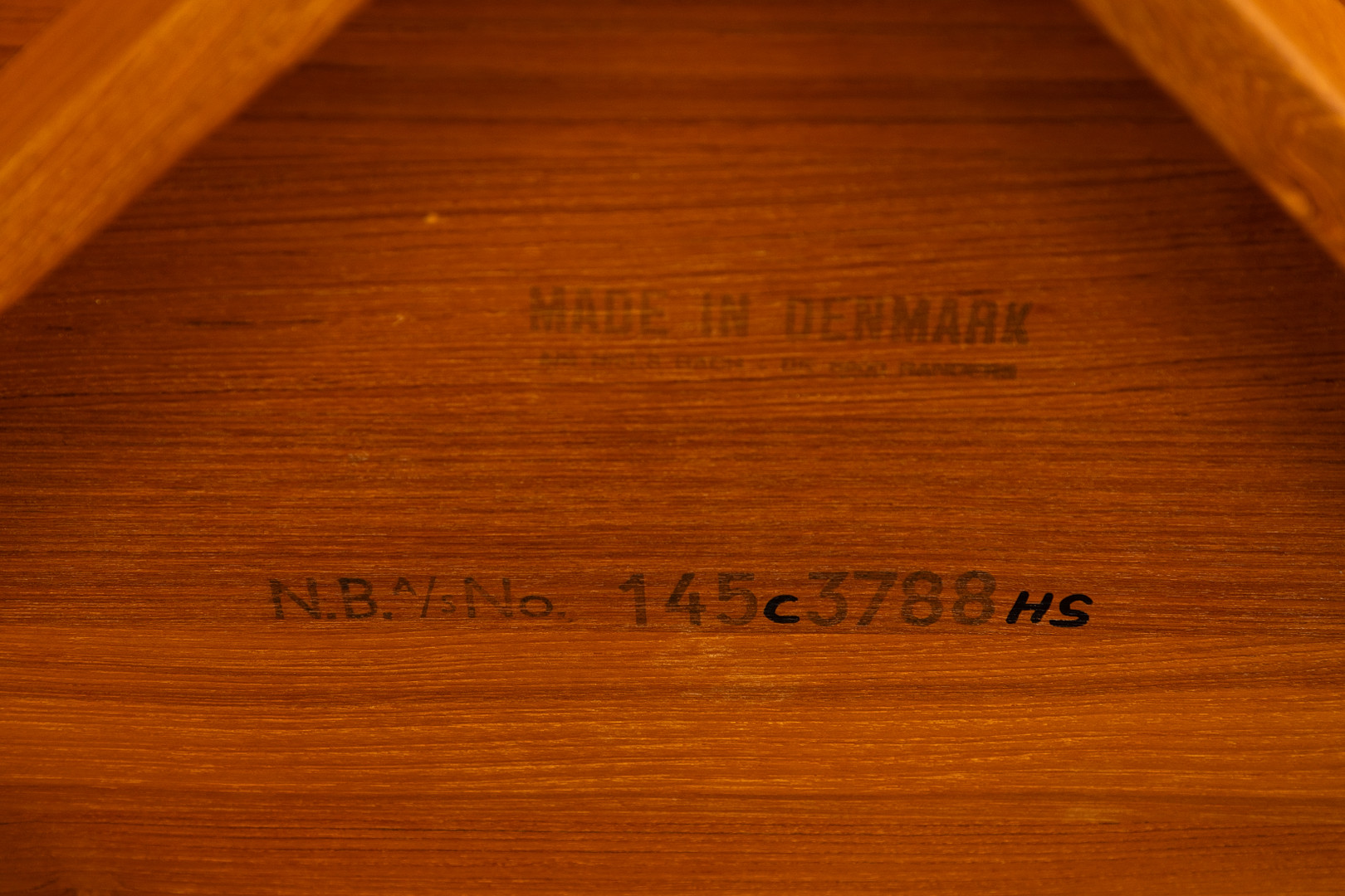 Niels Bach, Couchtisch in Teak, Dänemark, 2. Hälfte 20. Jh.